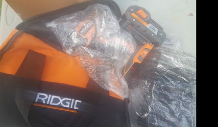New Ridgid impact with battery and charger