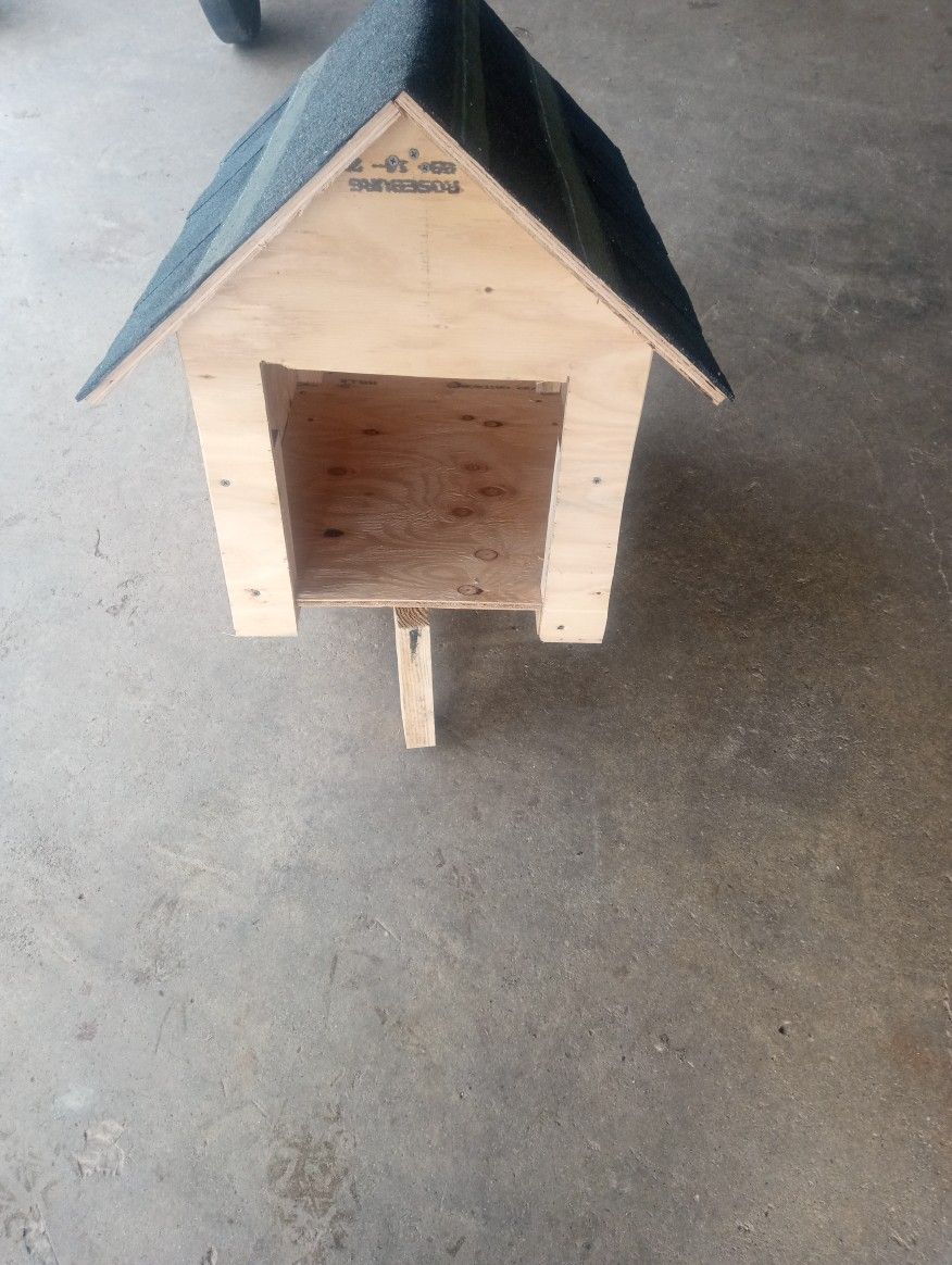 New Small Dog House