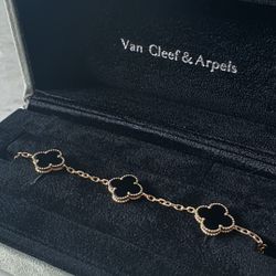 Van Cleef & Arpels Gold Black Onyx 5 Motifs Bracelet
