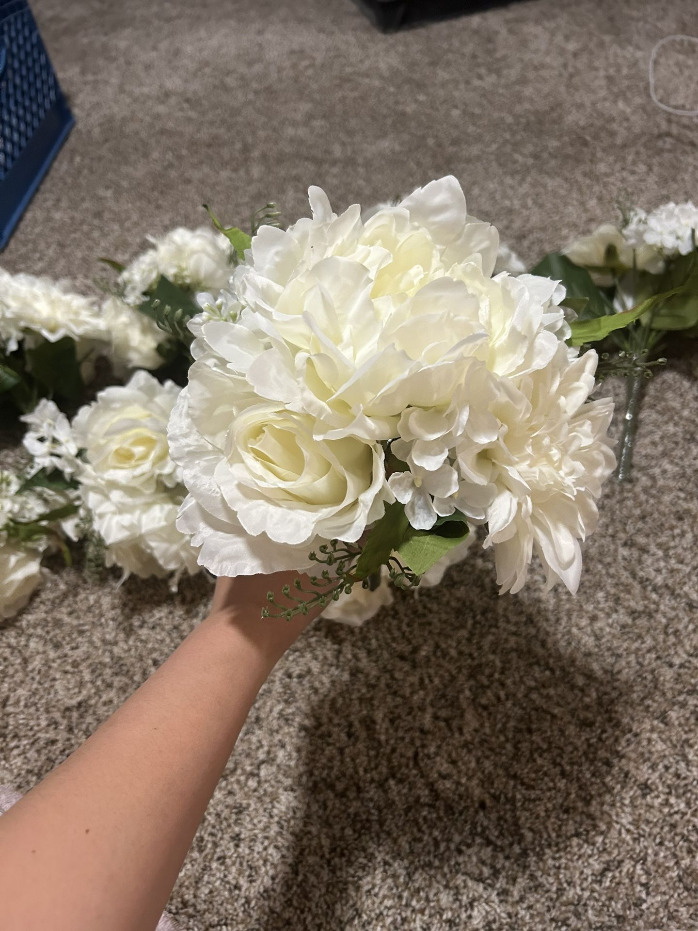 8 Bouquets