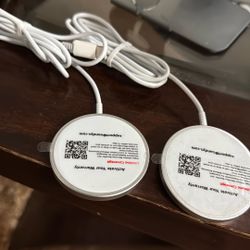 Phone 15/16 wireless charger  for Apple. New 