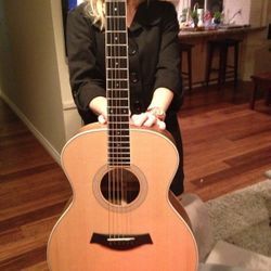 Taylor GA4 Acoustic Guitar
