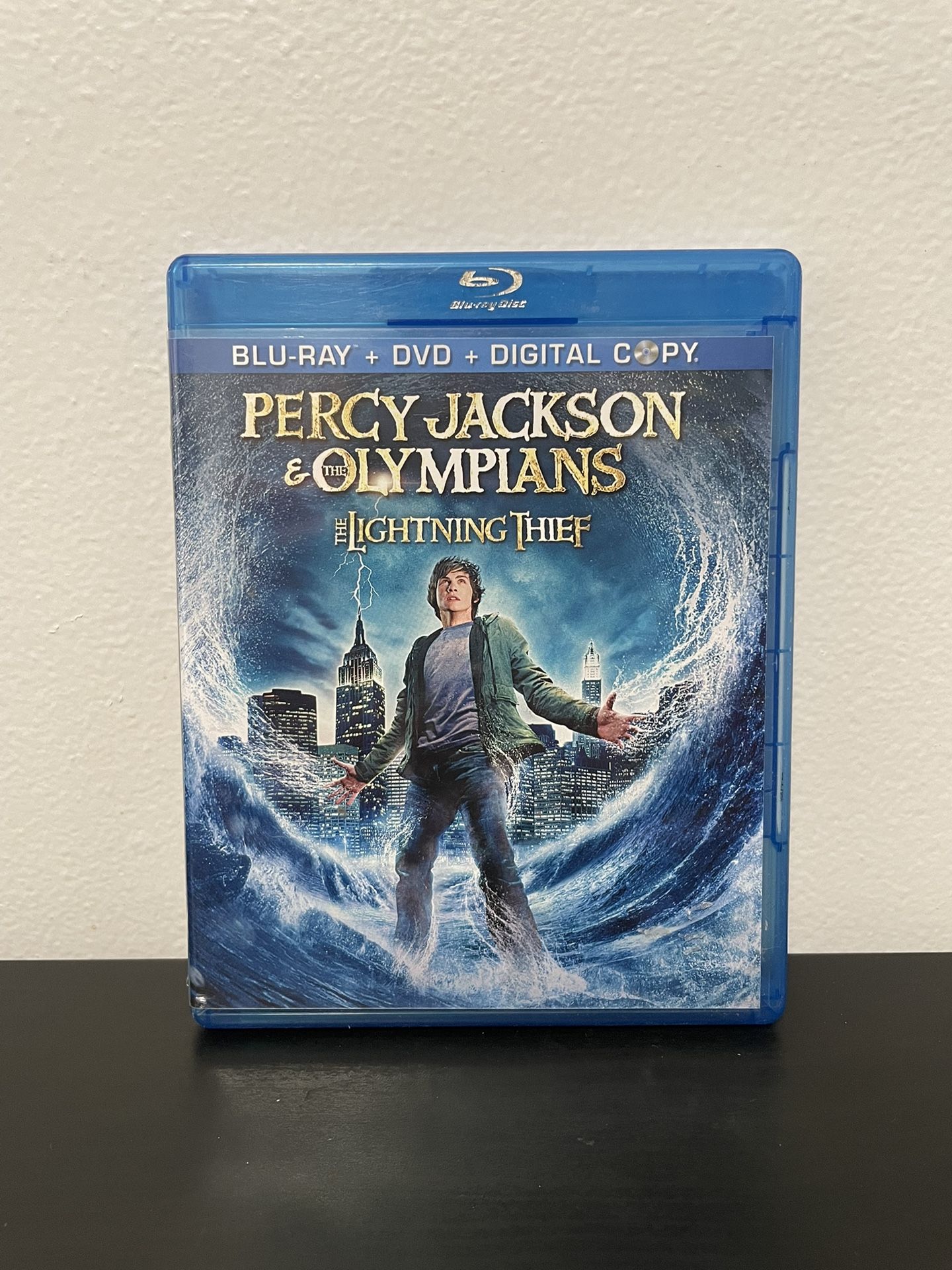 Percy Jackson & The Olympians Lighting Thief Blu Ray DVD 3 Disc Combo Movie 2010