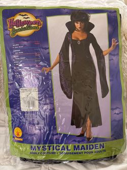 Costume
