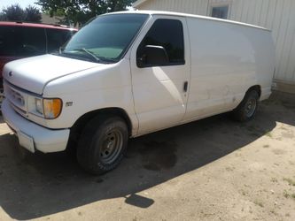 Van kia 02 raning need water punp