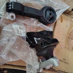2006-2011 honda Civic 1.8 motor mounts