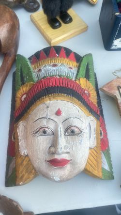 Wooden masks for wall hanging
