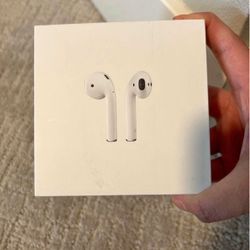 Apple AirPods Gen 2 