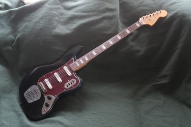 Fretless Bass VI