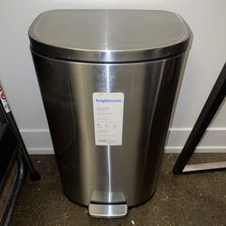 Stainless steel garbage can