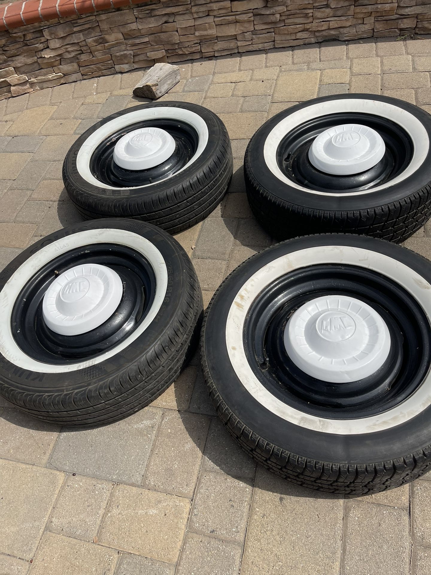 55-59 GMC Or Chevy Wheels 6 Lugs With Chips 