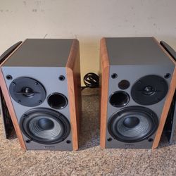 Bluetooth Edifier Powered Speakers 