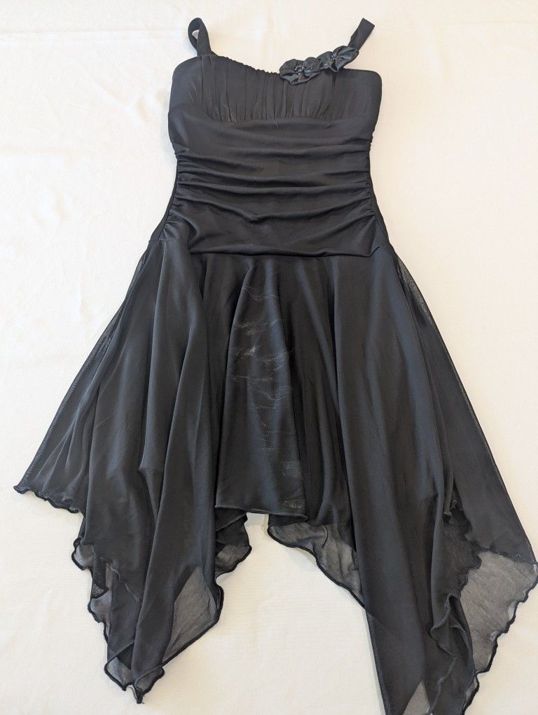 Juniors Black Dress Small