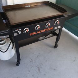 BLAKESTONE 36" 4burners GIRL Super Clean Just Like Brand New 