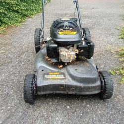 Yard Man Mower 6.5HP Front Wheel Assist Runs Perfectly.