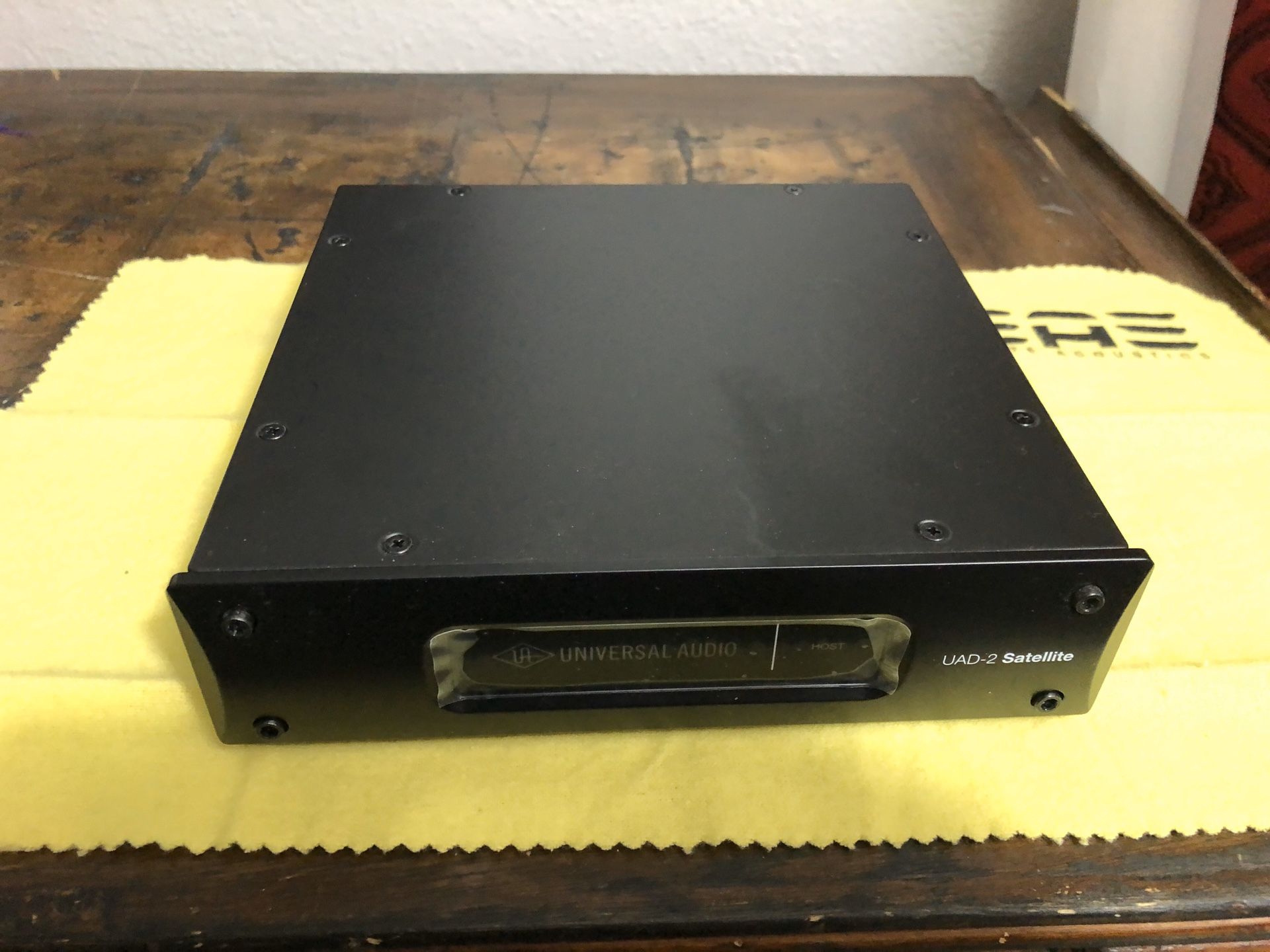 Universal Audio UAD -2 Satellite QUAD Core, New in box