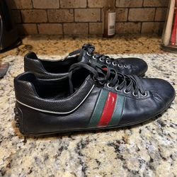 Gucci Lace Up Sneakers 