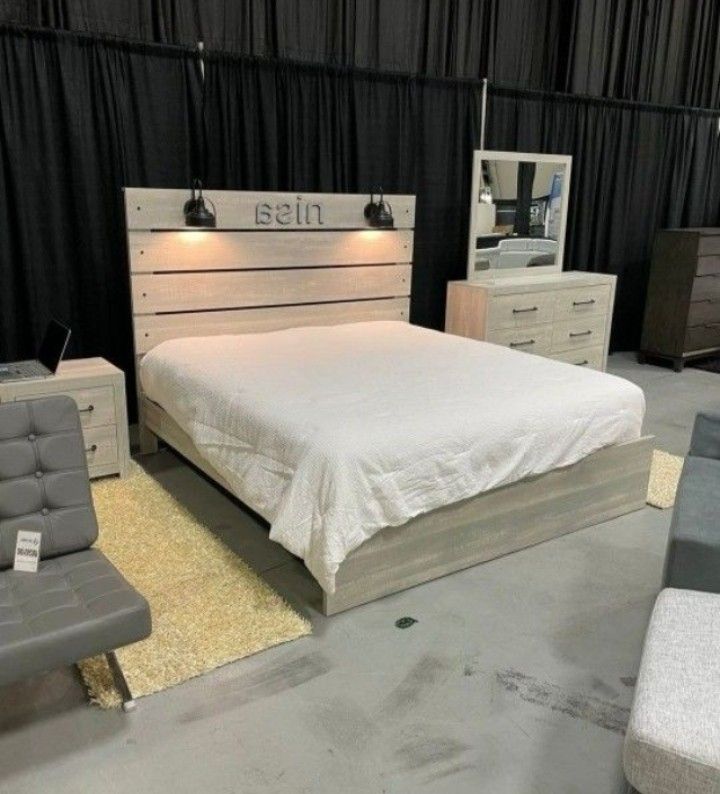 Cambeck Whitewash King Size Panel Bedroom Set,All Products : American Fashion Style Bags On Sale