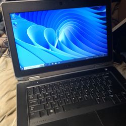 Dell latitude Intel i7, 2.90 GHz 8 GB RAM /128 GB SSD  Win 10 Pro / HDMI port w/ charger $149 firm price new battery 