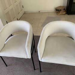 Chairs 😝 