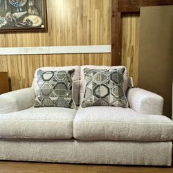 Brand New!! Signature Design by Ashley Karinne Coastal Loveseat with Non-skid Legs, White Ivory Color!