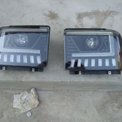 05 Ford F250 Head Light 