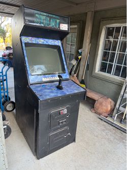 Surf Planet Video Arcade Machine Coin Operated