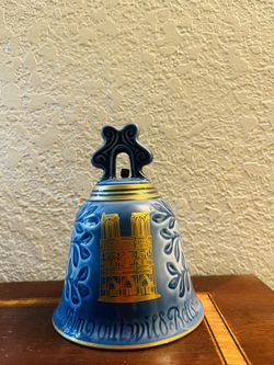 Bing Grondahl Bell Notre Dame 9678 Dated 1978