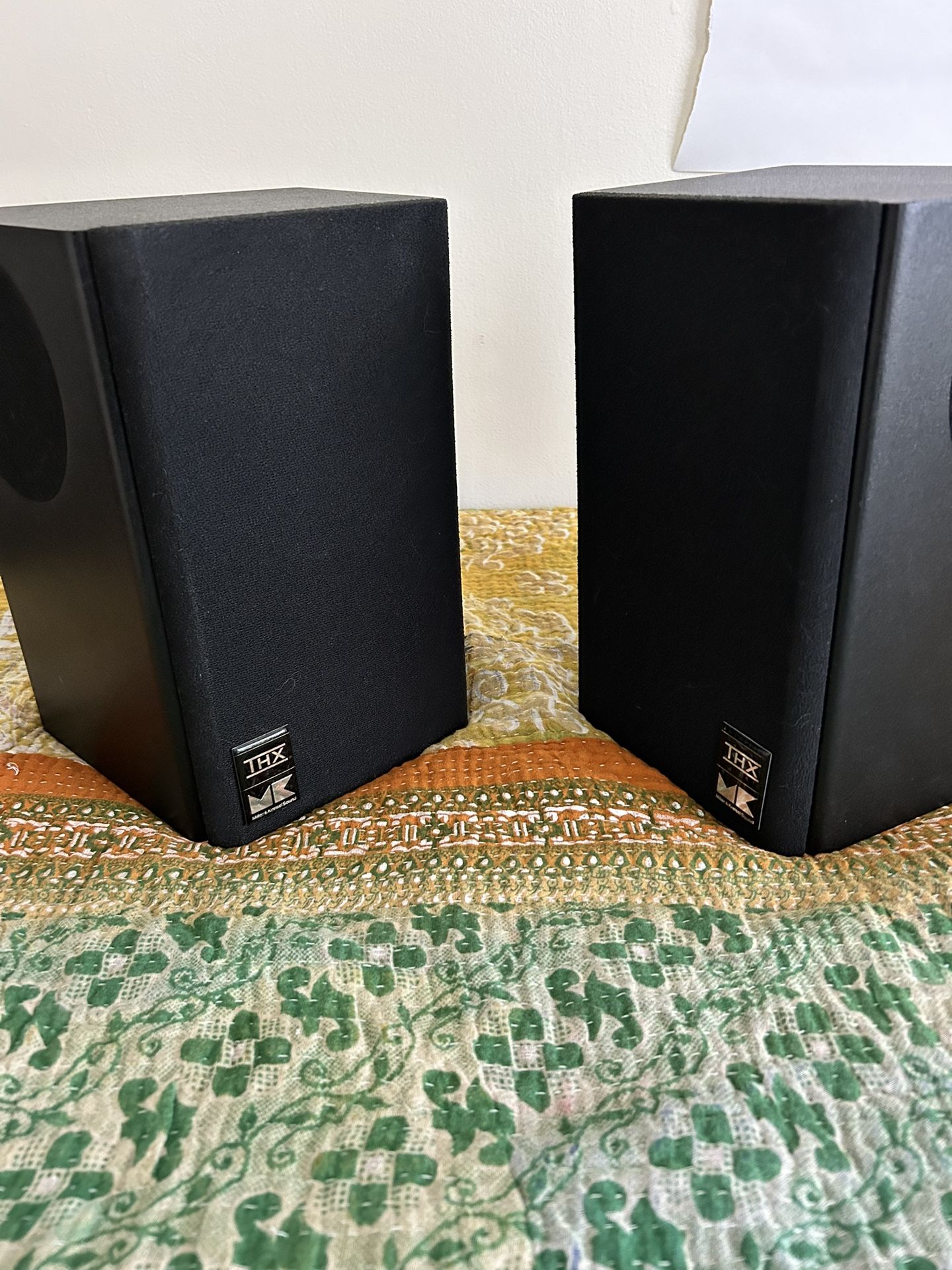 M&K Surround Sound Speaker