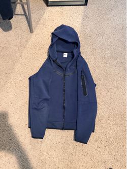 Authentic BLUE Nike tech