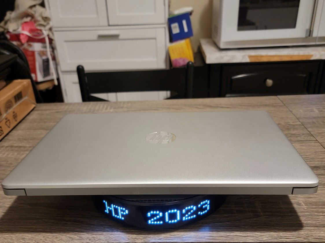 HP 15.6" Laptop Upgraded! 😃12GB Ram! Ready for school and work! i3 fast 256GB SSD!