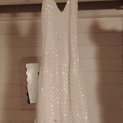 Like New Exceptional Beauty Dress, Size Three