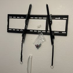 Tv mount hold up to 50 inch