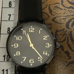 Black Watch With Working Battery 