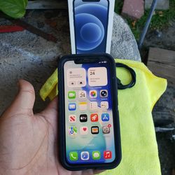 128GB Paid off & Unlocked Iphone 12 Regular always in Case with box & charger. $280! Firm or trade PS5 Or High Value Pokémon cards