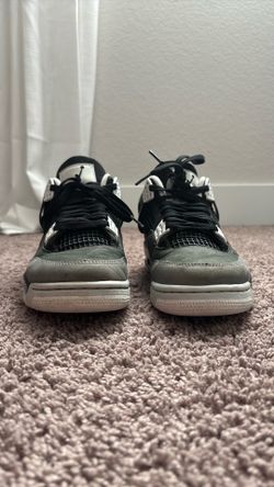 Air Jordan 4 Retro “Fear” sneakers (the 2024 re-release)