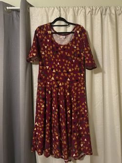 Lularoe XL red/maroon dress with pattern