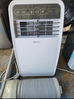 Like New Portable Ac With Hose/ Window Kit/ Remote/ Perfect For Hot Summer/ blows ice cold air fast