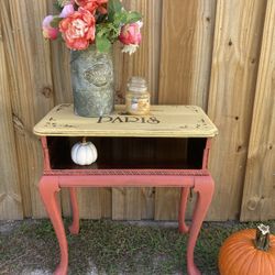 Pretty Side Table In Coral /yellow 