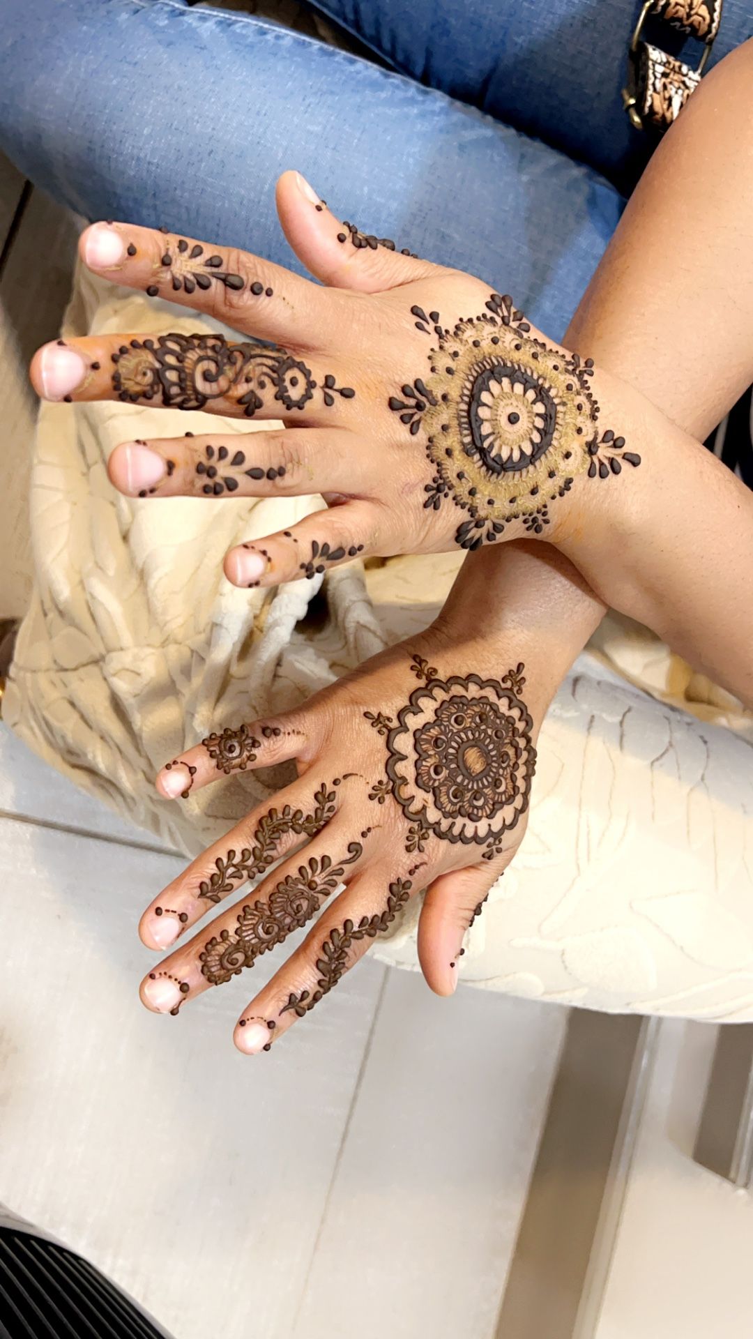 INFINITY HENNA BY AFSHEEN