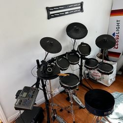 Alesis Dm10 Drum Set