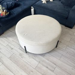 Round Storage Ottoman 36”