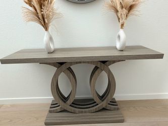 Modern Designer Console Table / Entryway Table – Like New