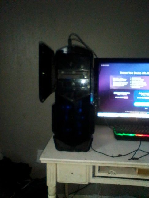 Pc, Keyboard,Mouse For Sale