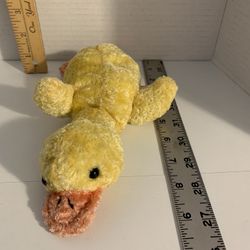 SMALL YELLOW QUACKING DUCK