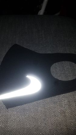 Face mask glow nike glow