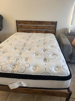 Bed full with mattress