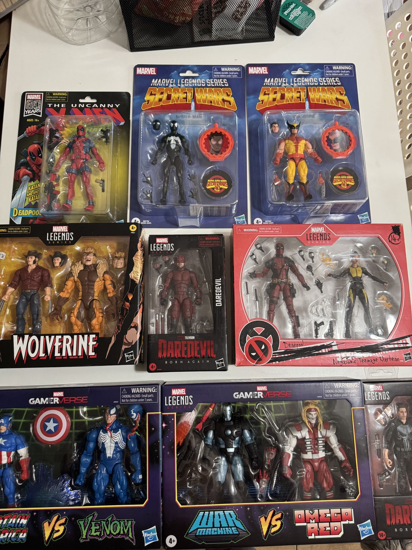 Marvel Legends Lot of 9 (Wolverine, Spider-Man, Captain America, Daredevil) **NOT $1**