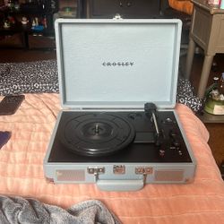 Crosley Cruiser Plus Bluetooth Vinyl Record Player 