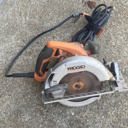 Circular  Saw 15 Amp 7-1/4 in./RIDGID - R3205